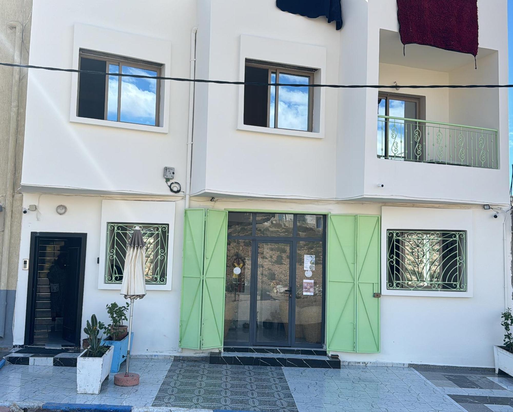 Soraya Guest House Surf Camp & Restaurant 依索安 外观 照片